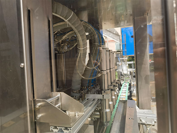 河南濃醬灌裝機